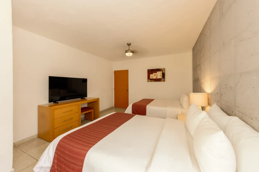 Emotions Select One-bedroom Suite Oceanfront