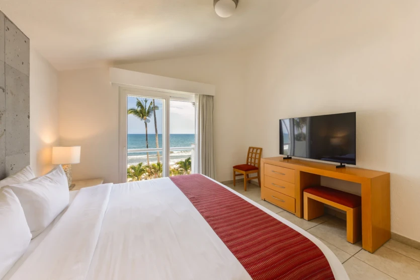 Emotions Select Two-bedroom Suite Oceanfront